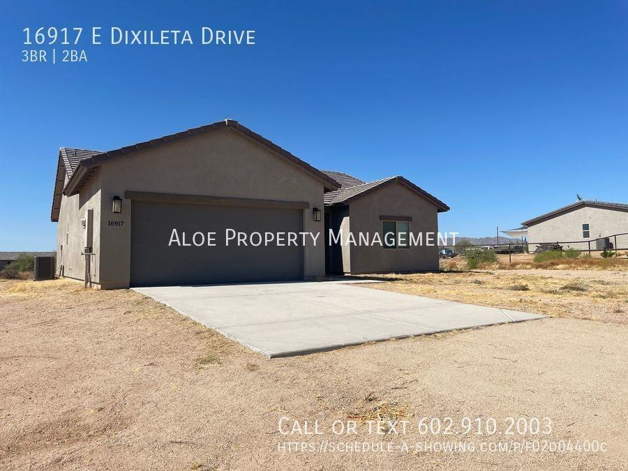 16917 E Dixileta Dr - Photo 2 of 12