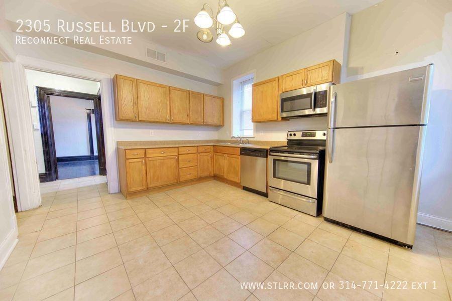 2305 Russell Blvd #2F - Photo 2 of 16