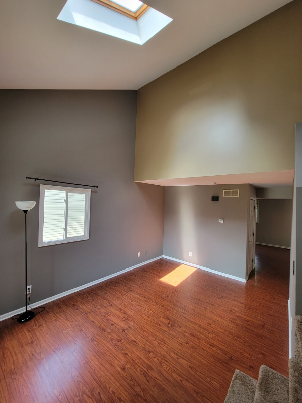 1514 Peachtree Ln - Photo 5 of 26