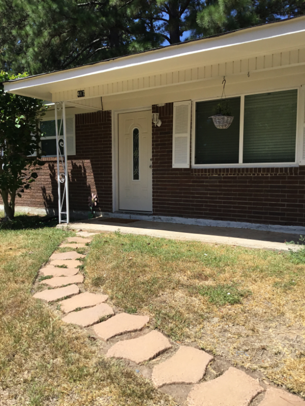 417 Juniper St - Photo 2 of 19