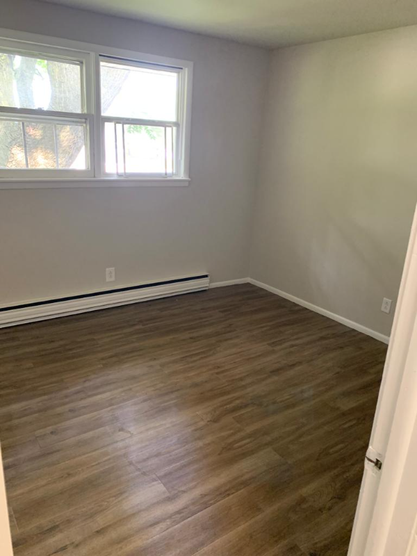 1017 N Schuyler Ave #3 - Photo 5 of 5