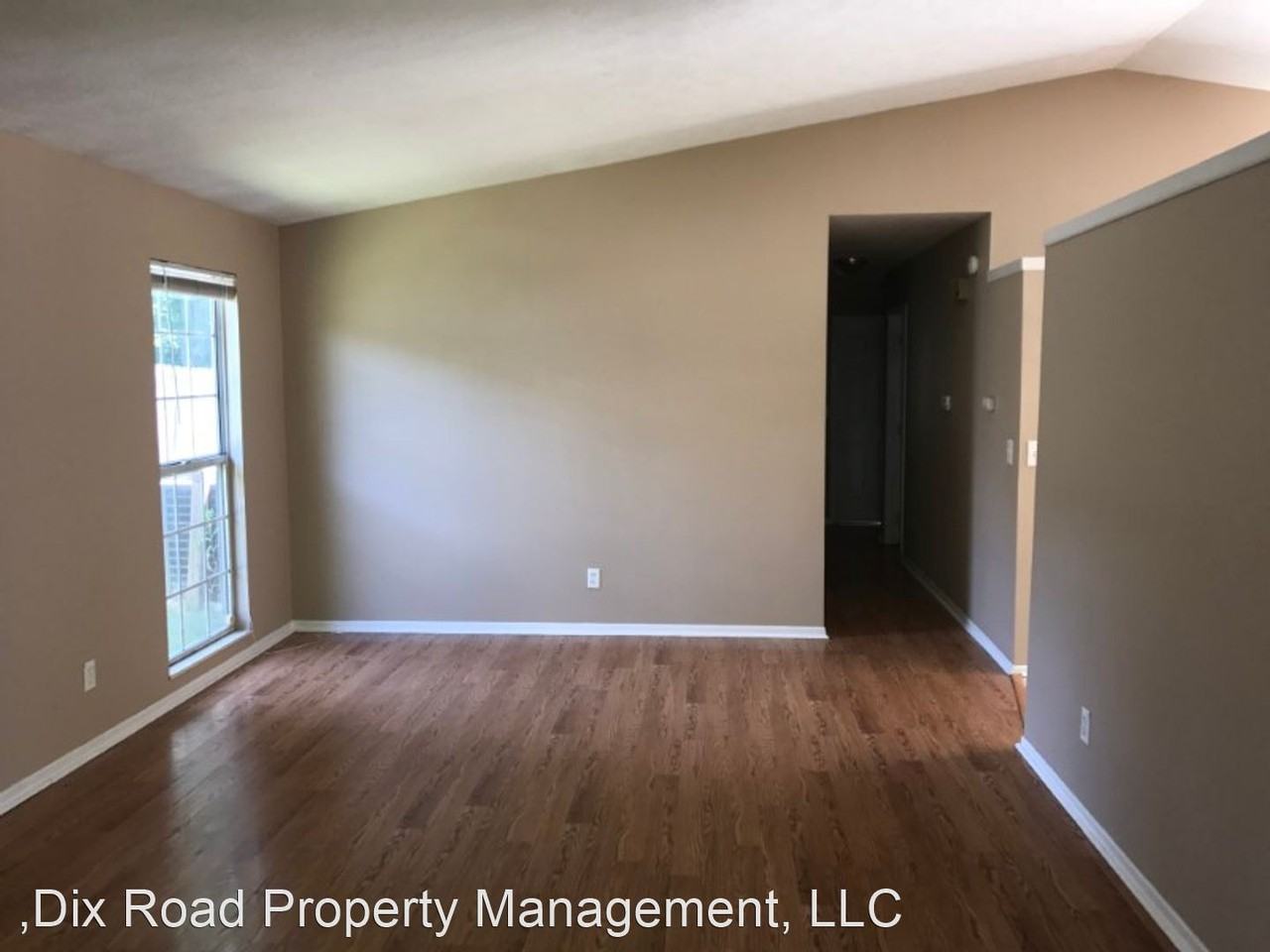 1713 Bonita Dr - Photo 2 of 33