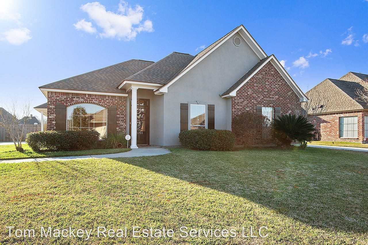 13155 Dutchtown Lakes Dr - Photo 2 of 9