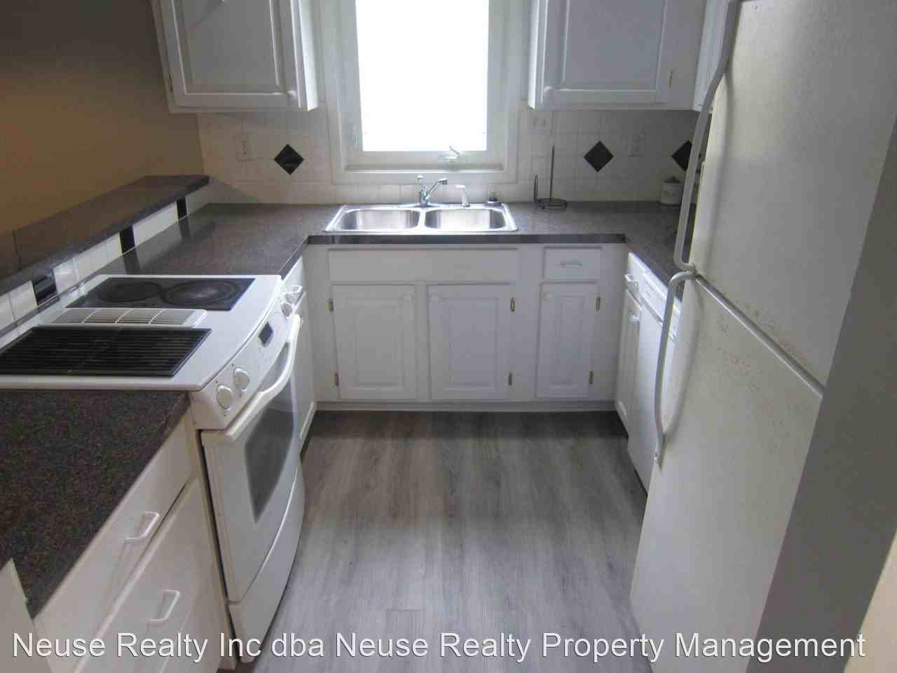 1405 Harbourside Drive - Photo 2 of 20