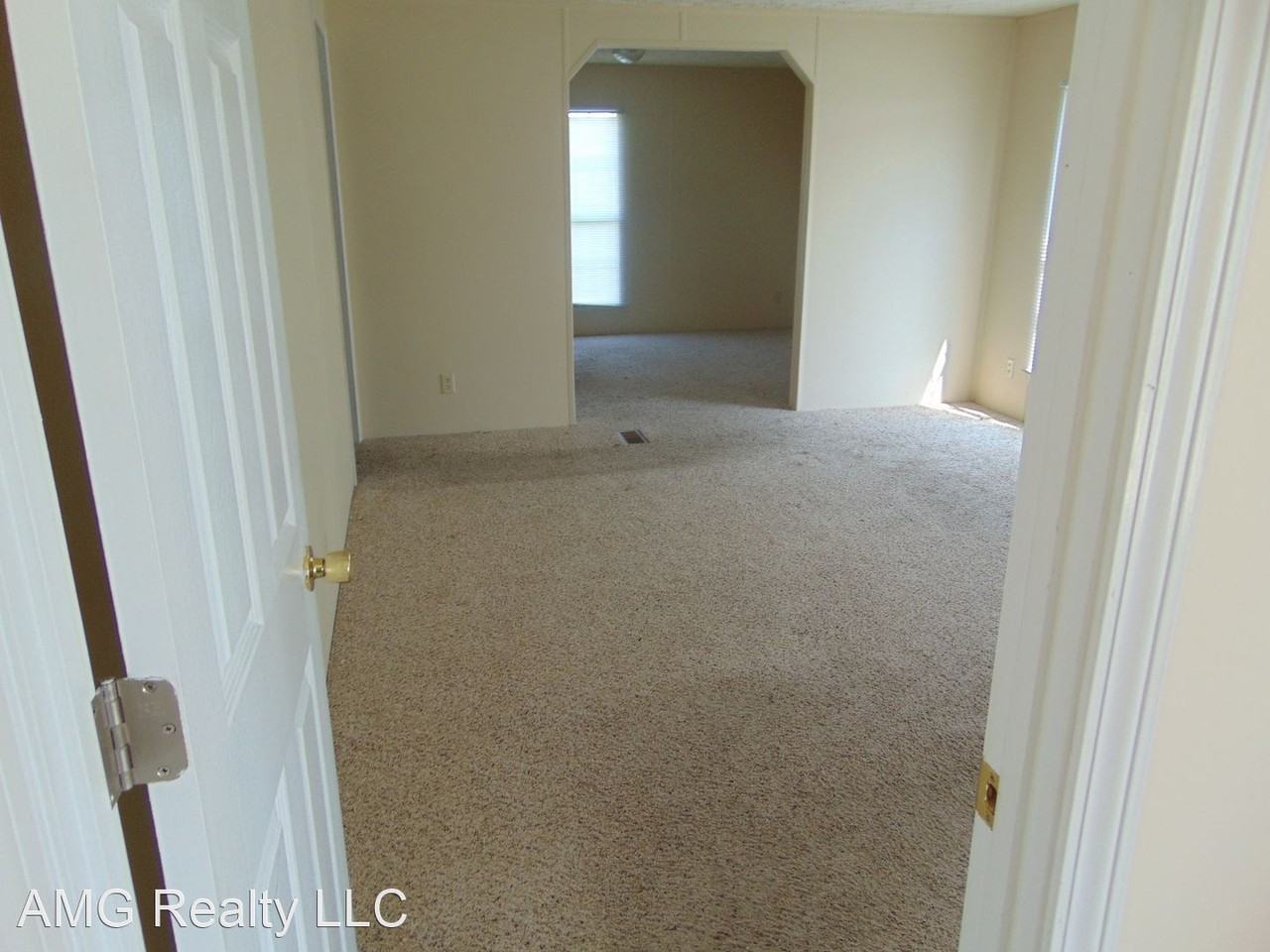 120 Holly Branch Ln - Photo 3 of 20