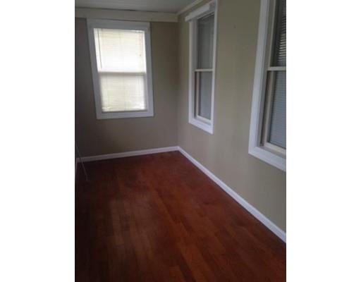 62 Lowell Rd - Photo 3 of 15