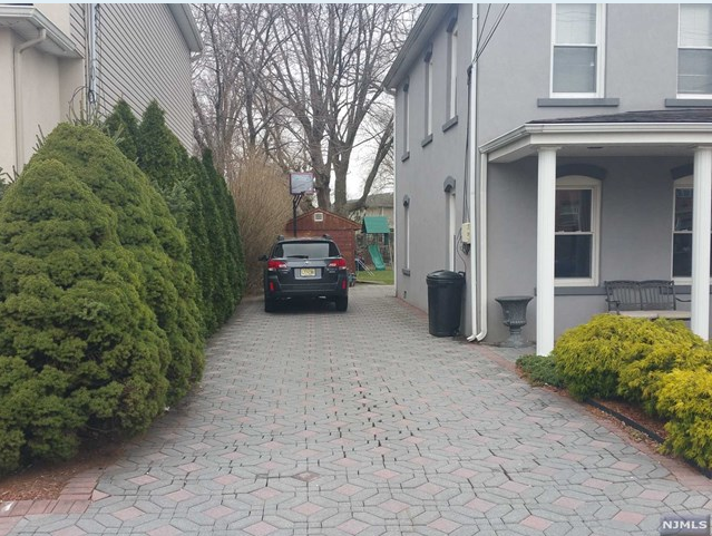 19 William St - Photo 2 of 19