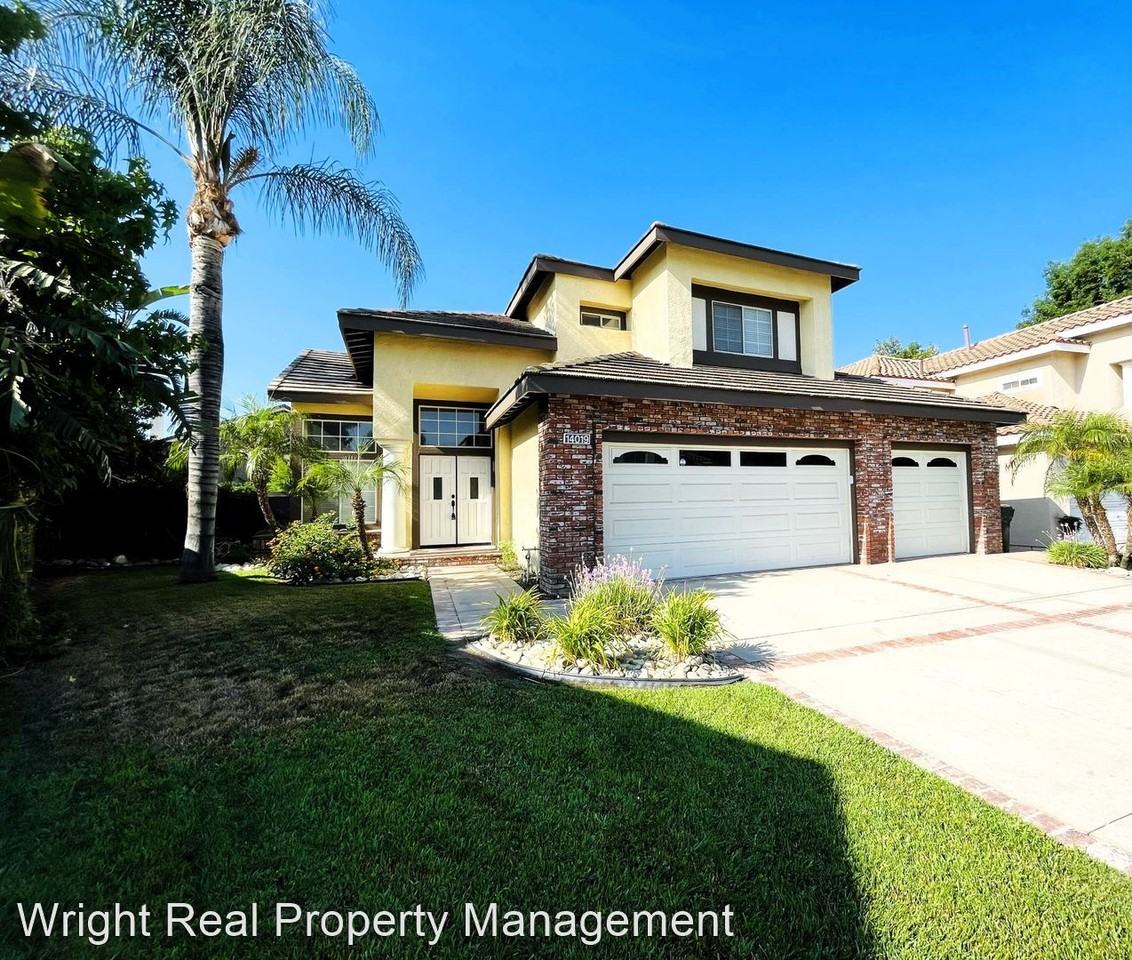 14019 Oxford St - Photo 2 of 18