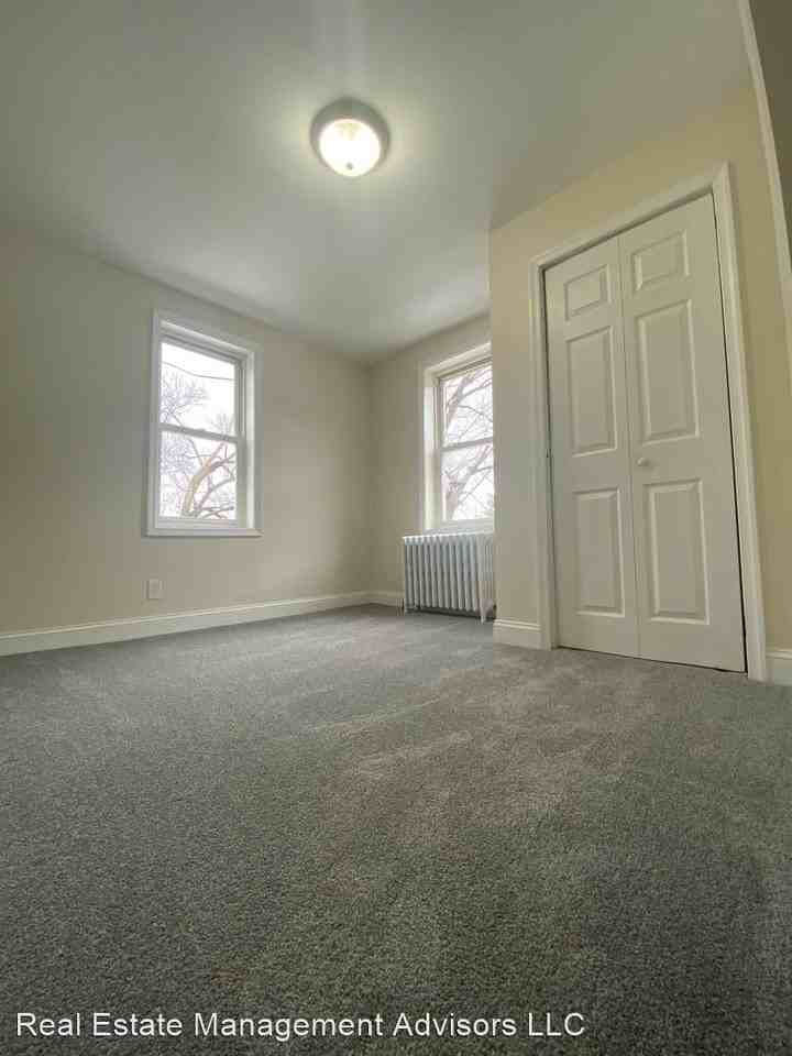 1285 Haverford Rd - Photo 3 of 20