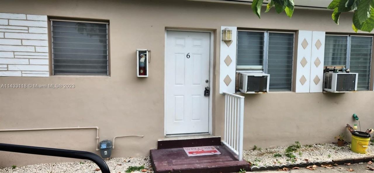 890 Sw 66th Ave #6 - Photo 2 of 8