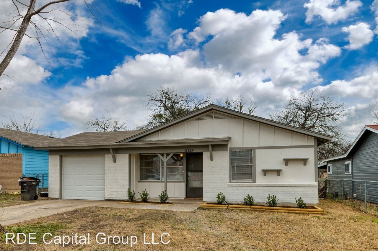 3933 Stanley Ave - Photo 3 of 18