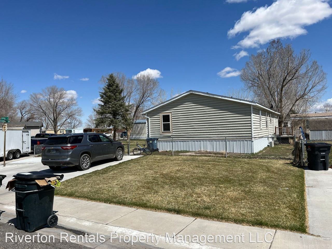 101 Opal Dr - Photo 3 of 49
