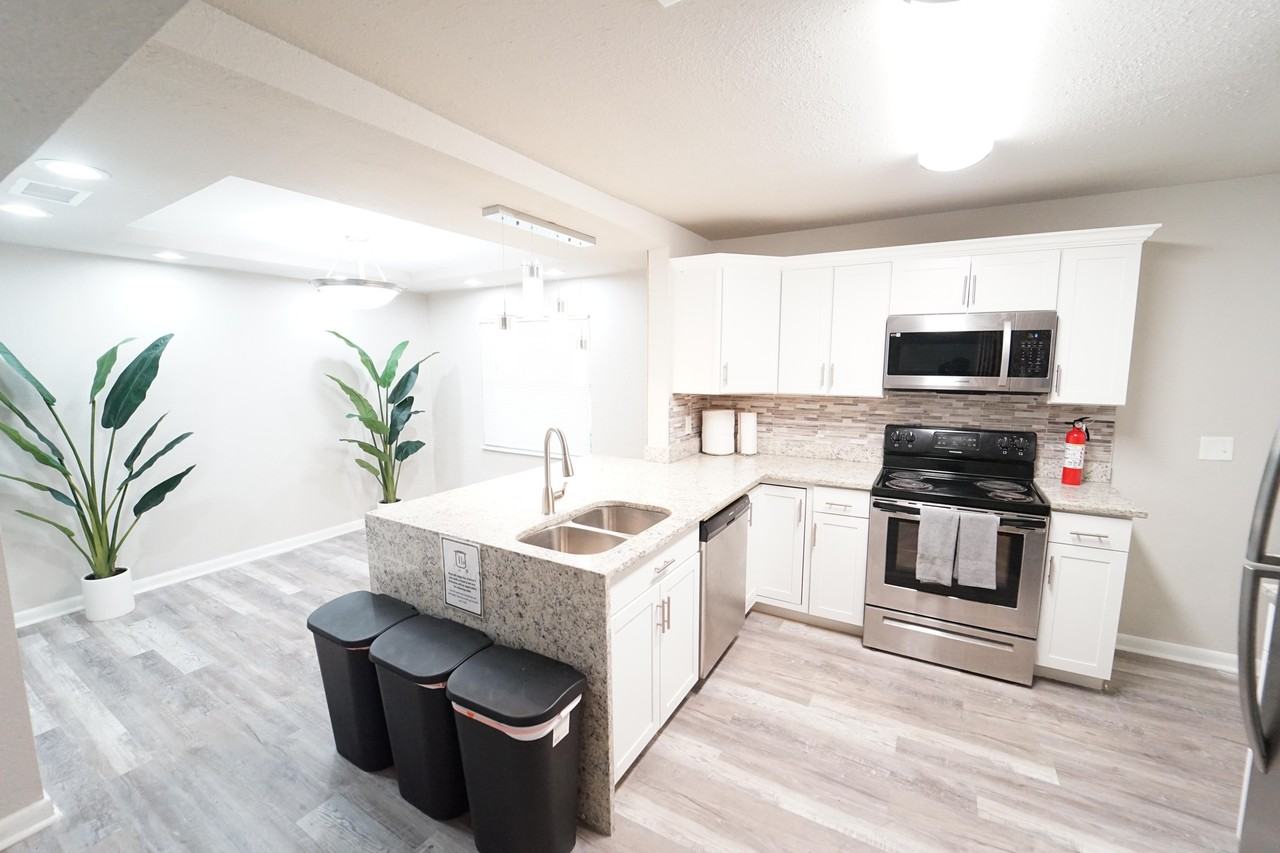 Bentley Street - Photo 5 of 8