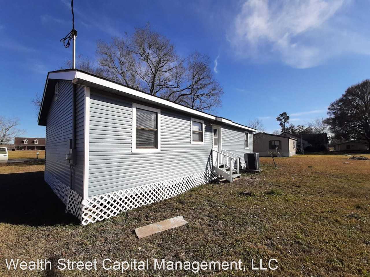 17996 Magnolia Dr - Photo 3 of 13