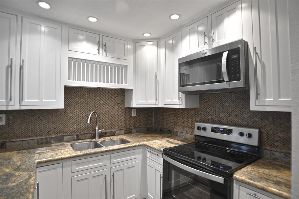 1537 Bonanza Rd - Photo 2 of 20