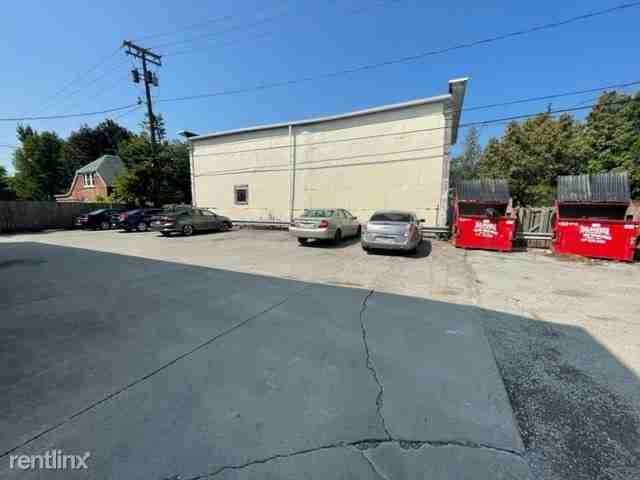 The Avenue Apartments - Photo 3 of 11