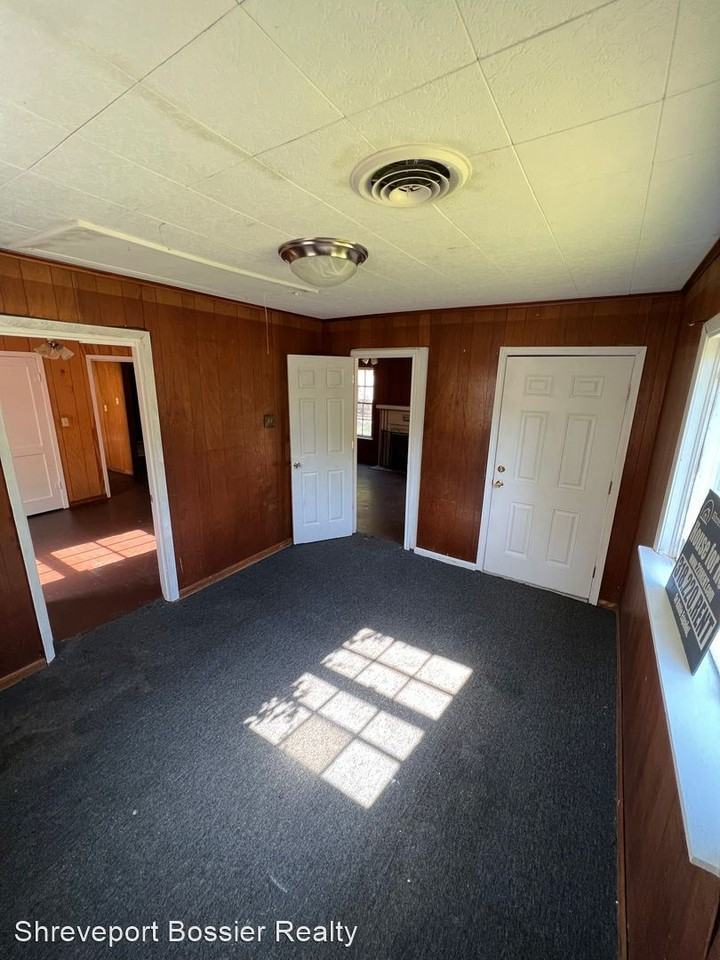 2511 Quinton St - Photo 3 of 12