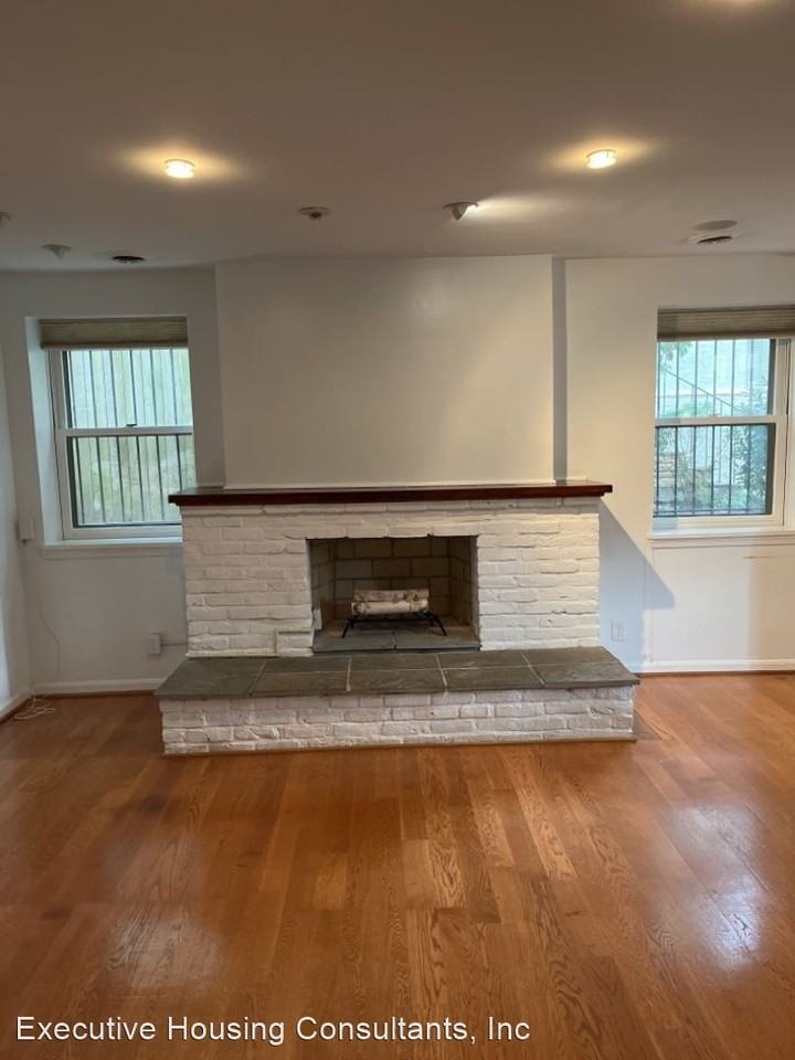 3035 Q St Nw #1 - Photo 3 of 14