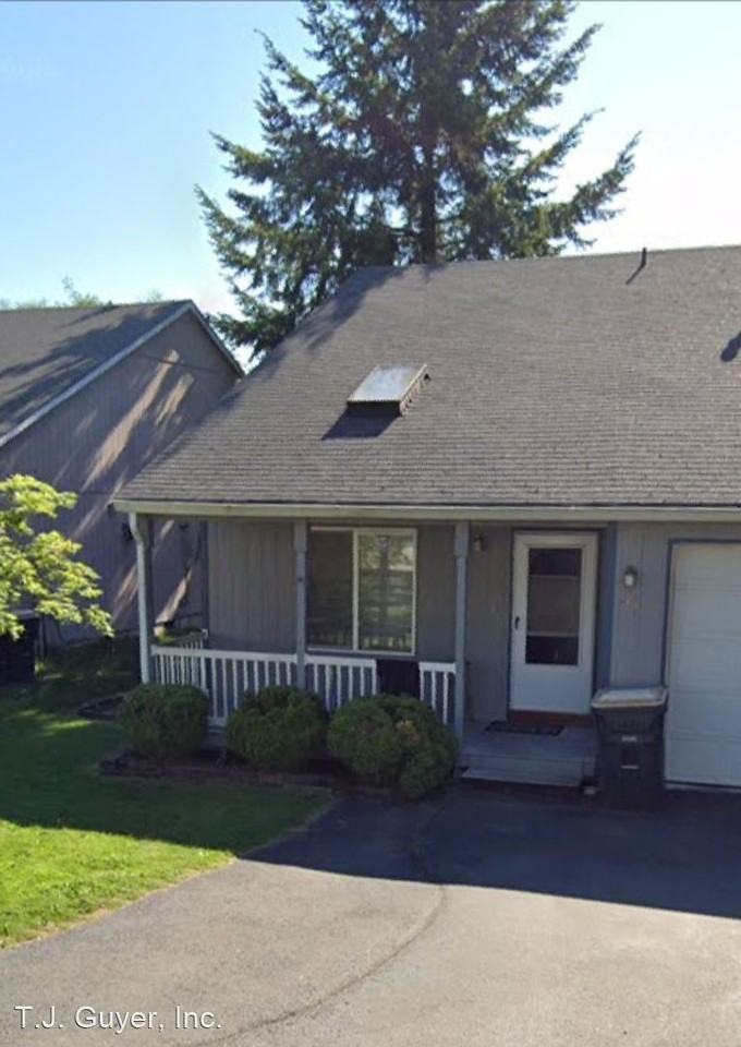 604 Grant Lane Southwest A& B - Photo 2 of 2