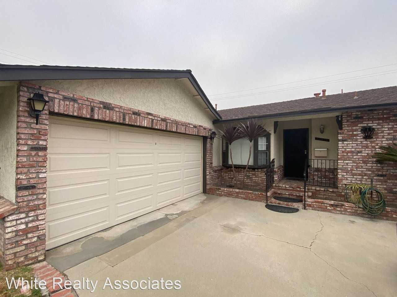 20836 Claretta Ave - Photo 2 of 14