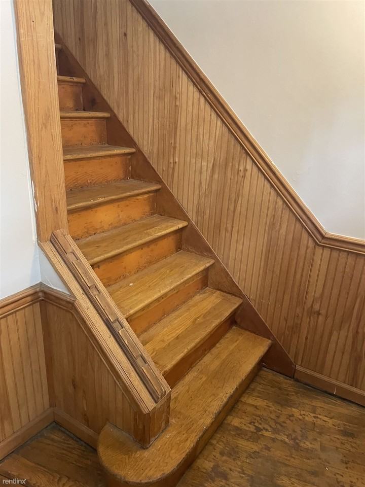 505 7th St - Photo 3 of 25