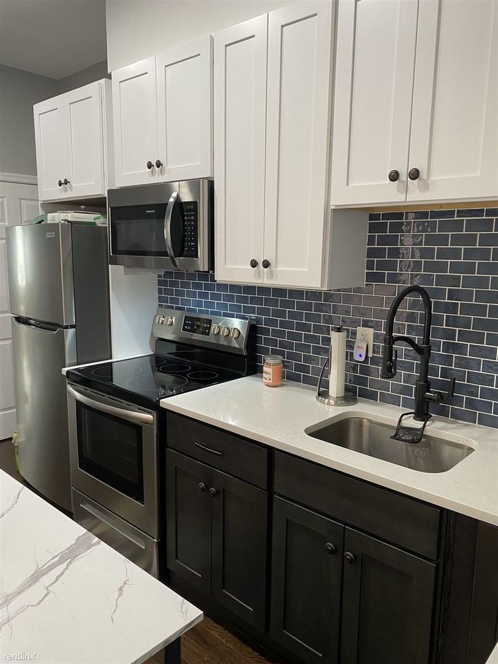 433 S Heald St - Photo 3 of 10