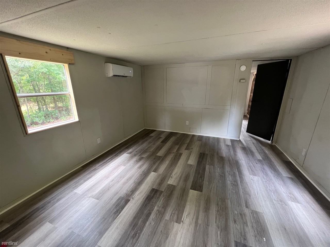 3829 Red Bug Rd - Photo 3 of 7