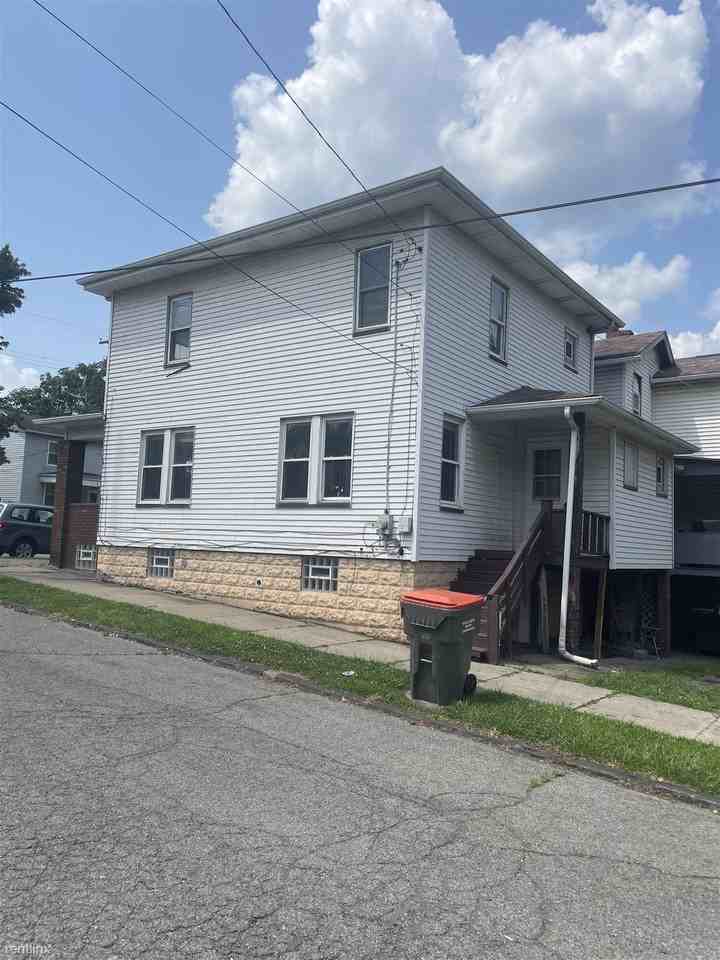 1600 2nd Ave - Photo 3 of 33