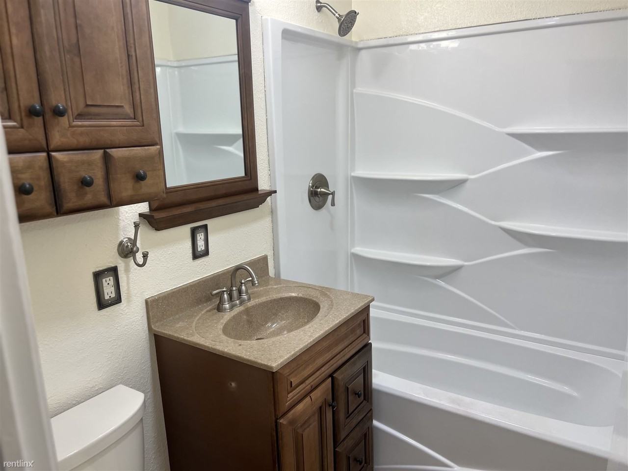 2821 S 22nd Ter - Photo 2 of 18