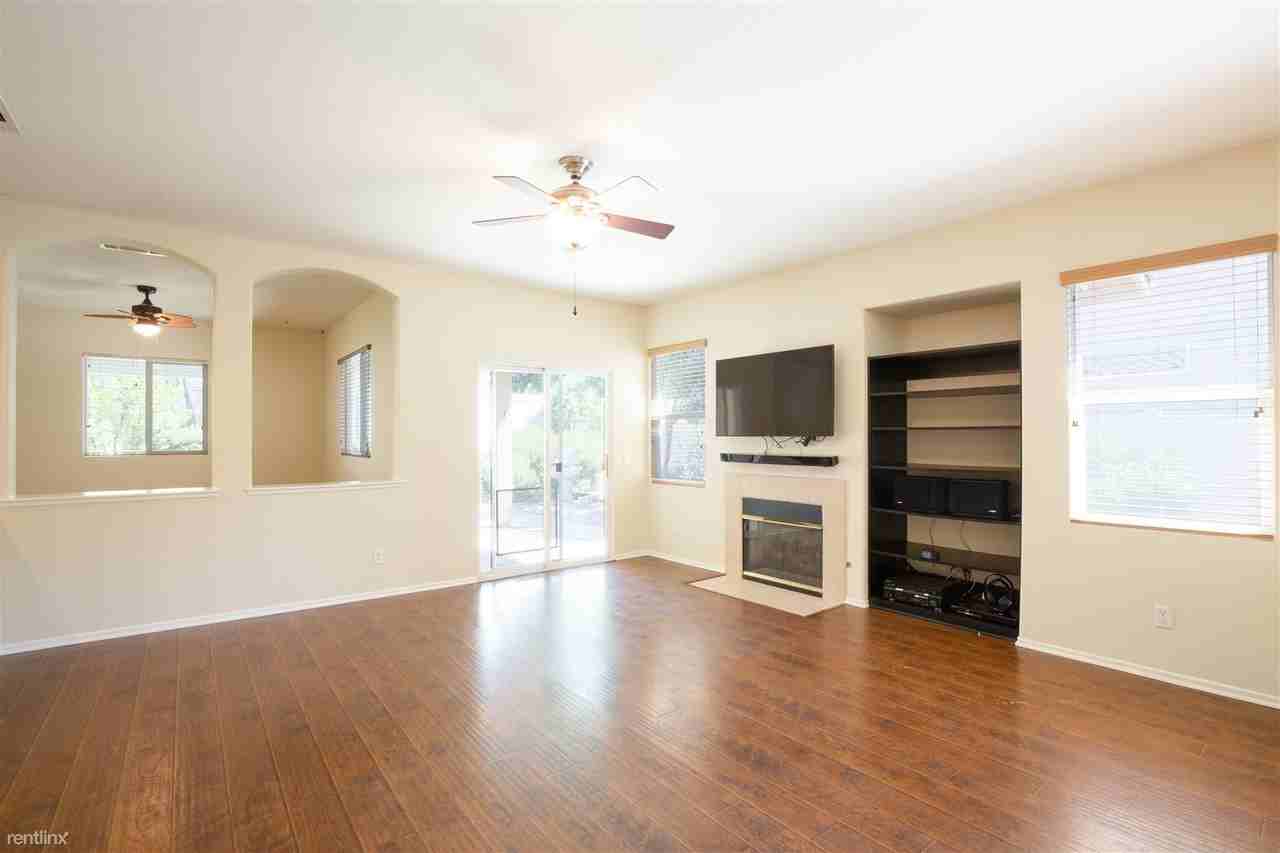 28112 Whisperwood Dr - Photo 2 of 29