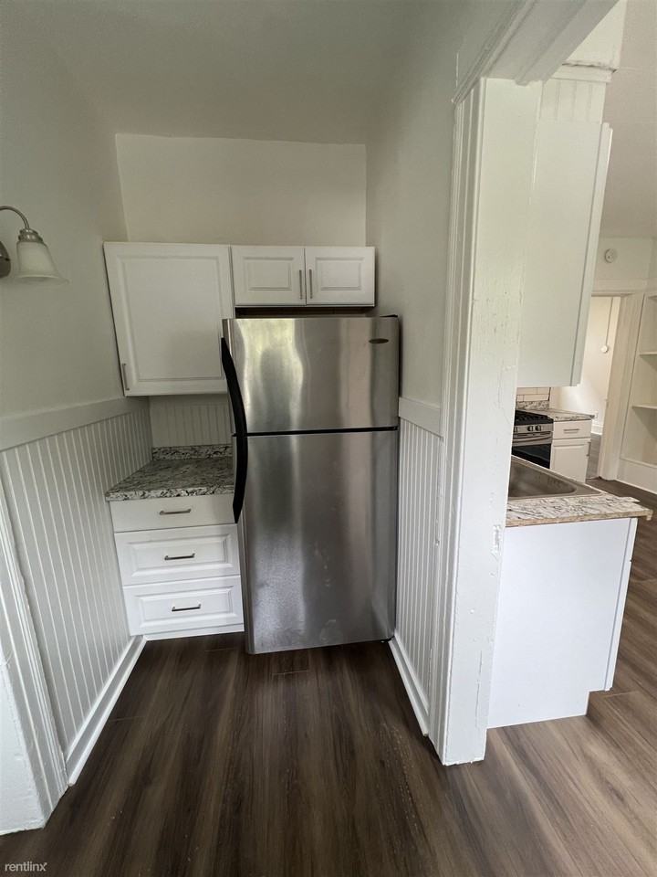 1125 Monroe Ave - Photo 2 of 23