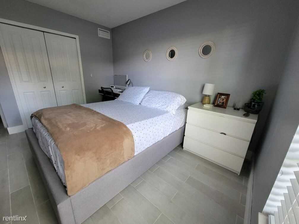 9875 Pineapple Tree Dr #107 - Photo 3 of 10