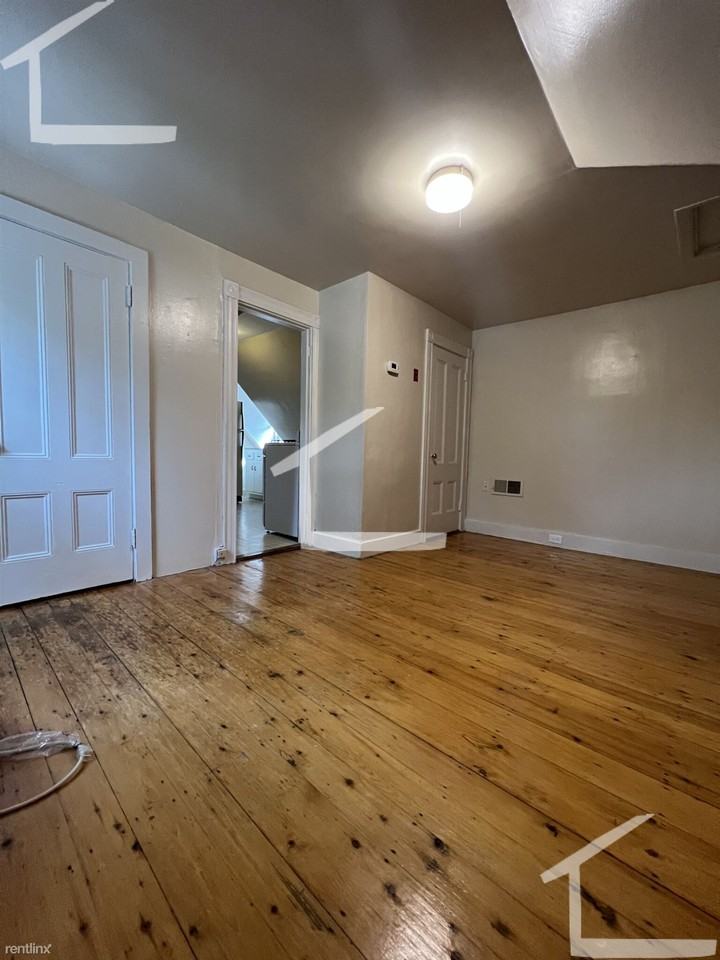 30 Myrtle Ave - Photo 3 of 9