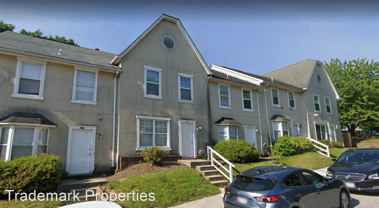 449 Nicoll Ave - Photo 2 of 28