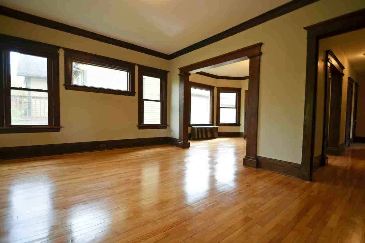 2606 Emerson Ave S - Photo 3 of 22