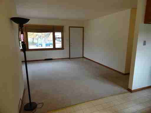 1949 Judson St - Photo 2 of 20