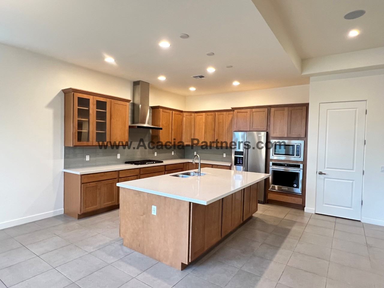 3025 E Sam Hughes Ct - Photo 5 of 21