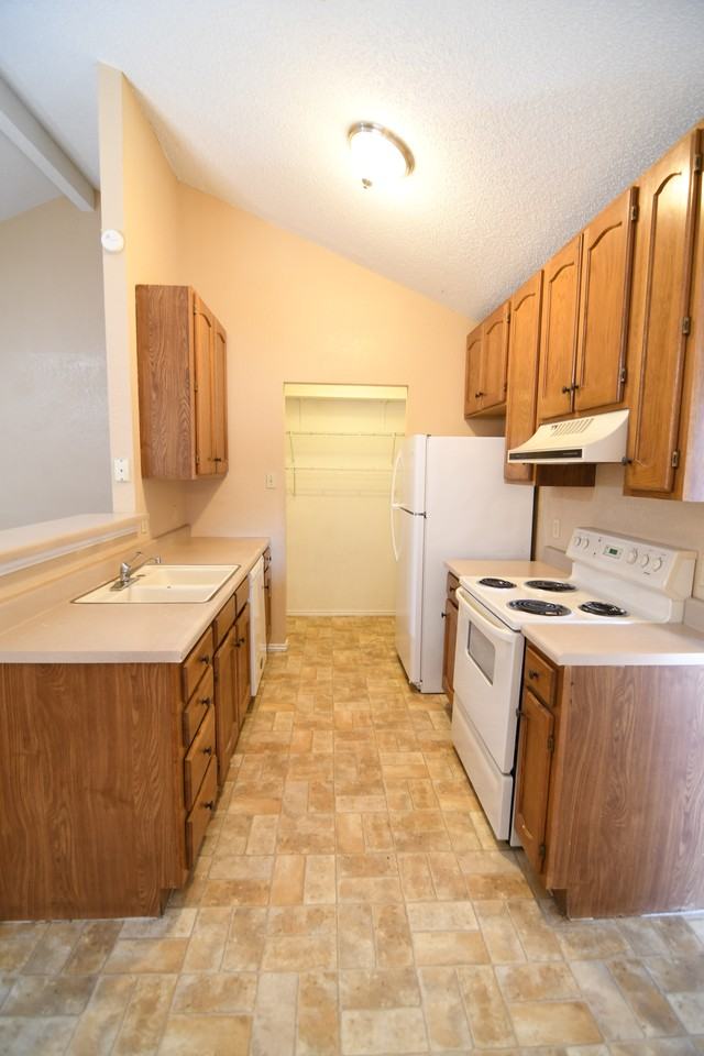 5209 Canyon Creek Dr - Photo 6 of 28