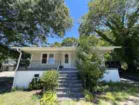 502 S Gray St - Photo 1 of 1