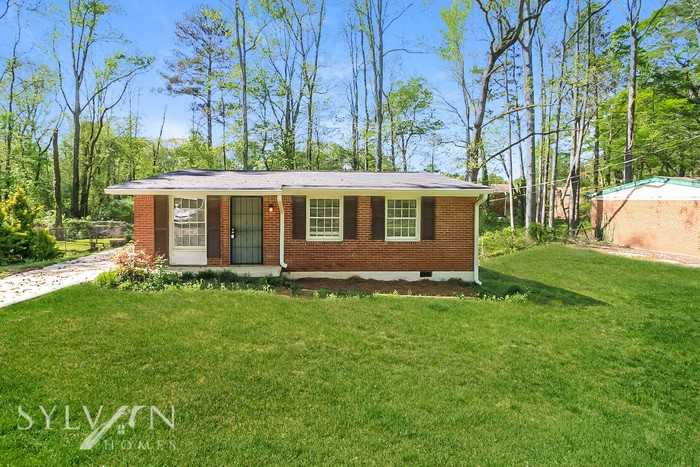 4485 Richard Rd - Photo 2 of 15