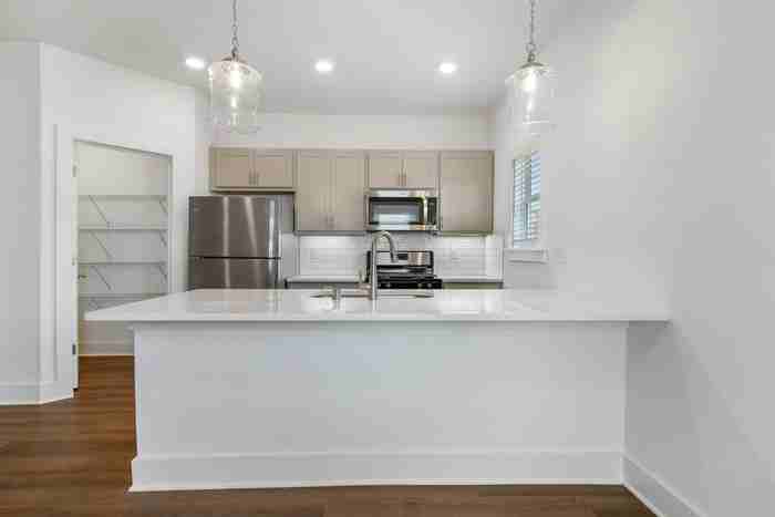 4163 Brevard Blvd - Photo 2 of 12