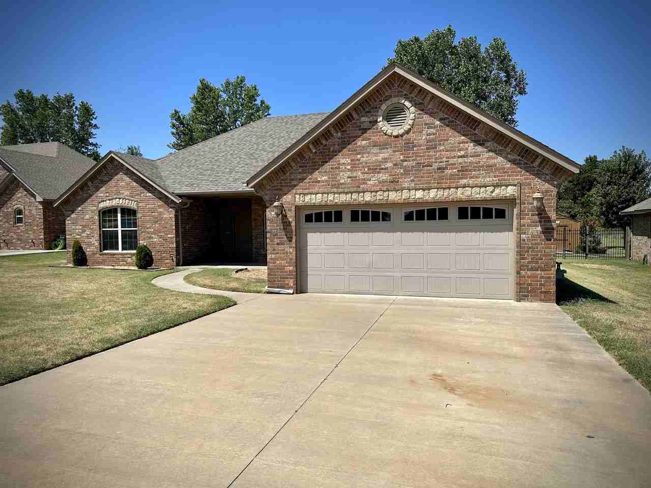 1661 Appaloosa Dr #1 - Photo 2 of 20