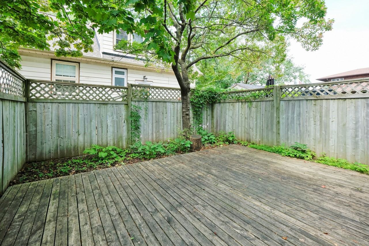 1-1563 Fisher Avenue - 1 - Photo 3 of 21