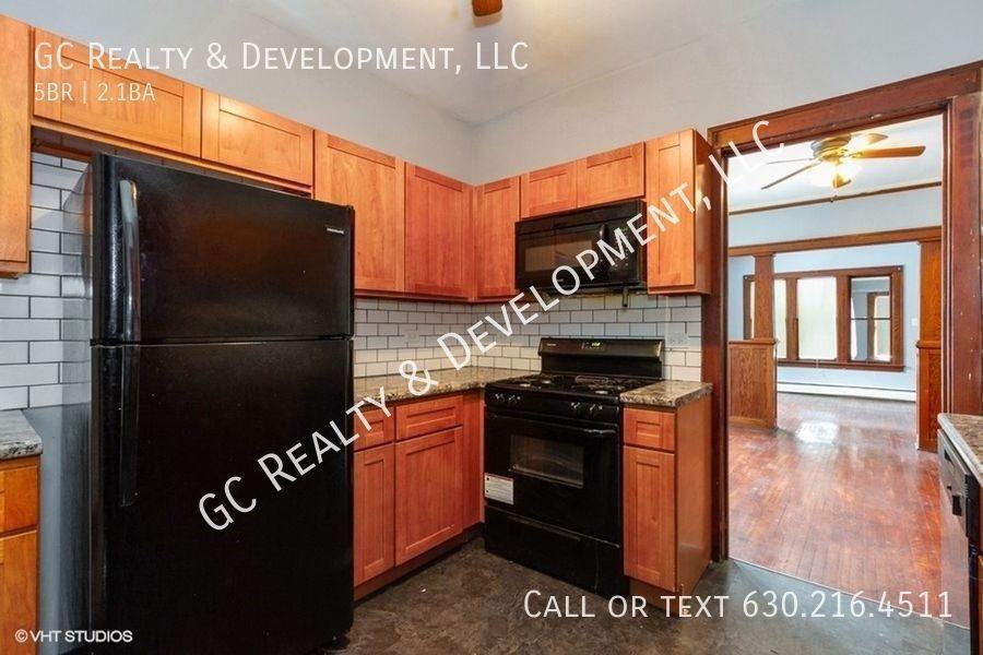 3812 216th St - Photo 2 of 17