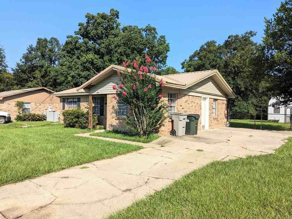 2014 Woodbury Pl - Photo 3 of 21