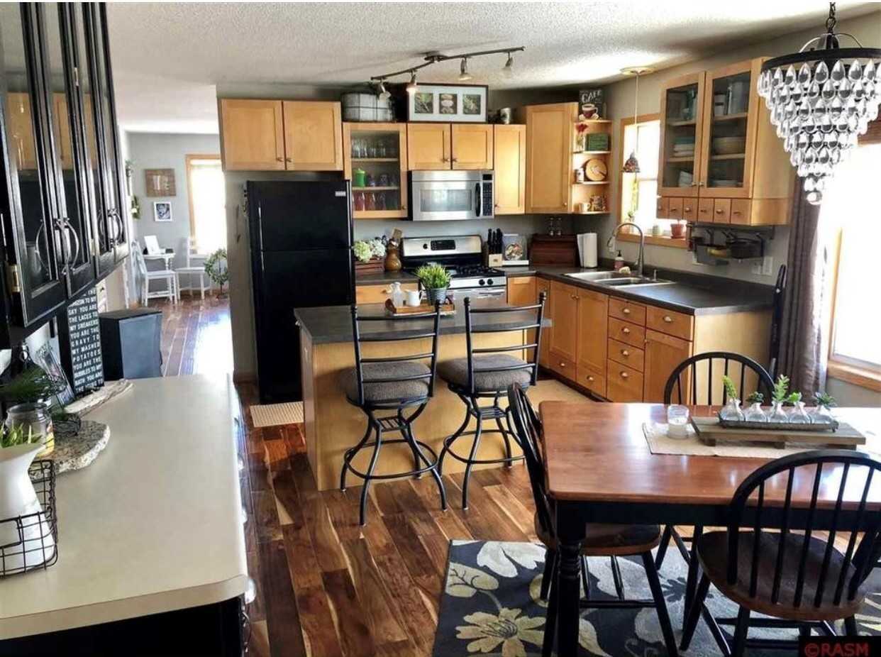 1020 W Menk Dr #NA - Photo 2 of 7