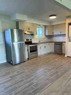 40 JACOBSON AVE - Photo 6 of 10