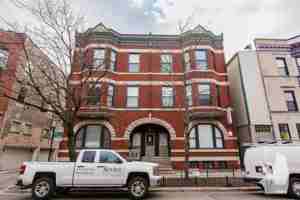 featured image of 751 W Buckingham Pl