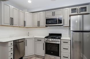 7606 N Eastlake Ter ##2c - Photo 1 of 1