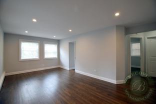 6120 North Kenmore Avenue - Photo 1 of 1